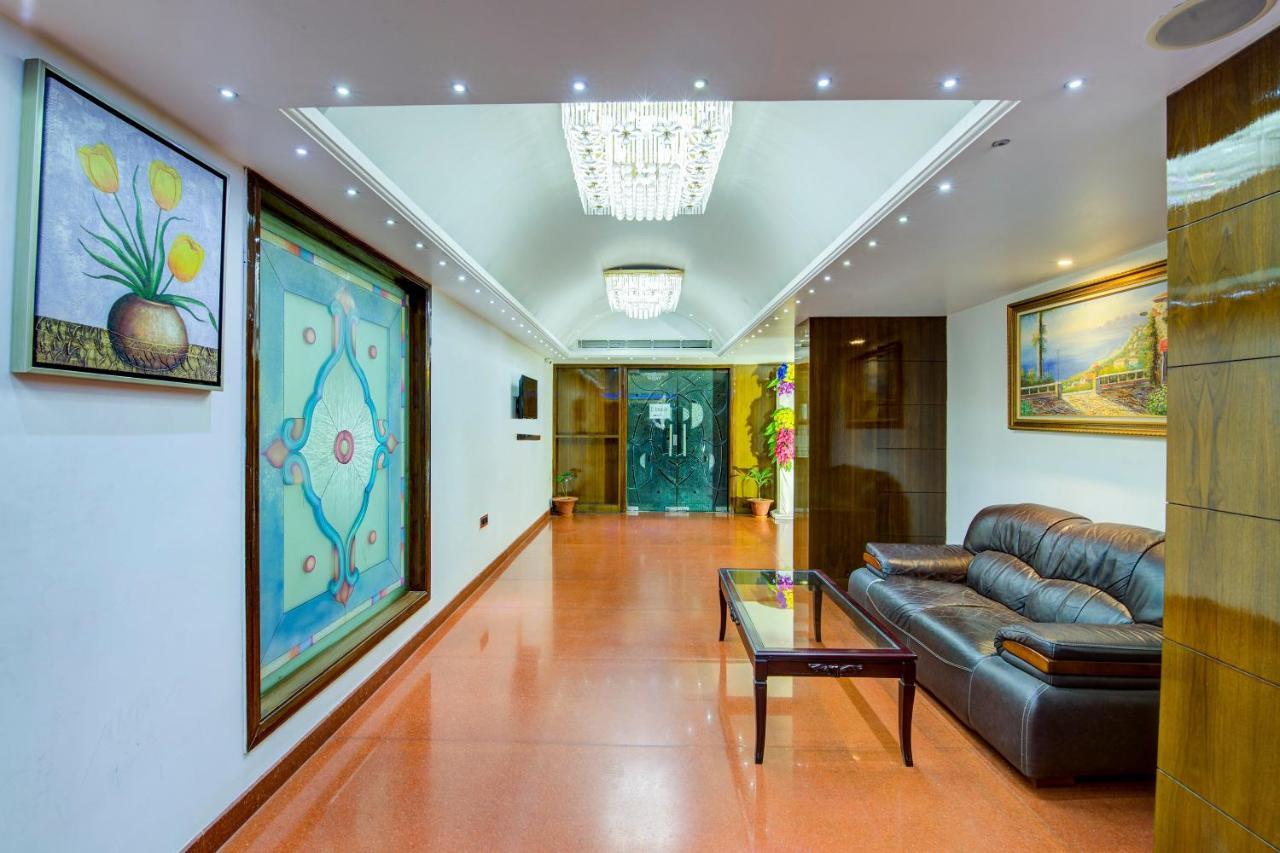 Republic Hotel Патна Экстерьер фото